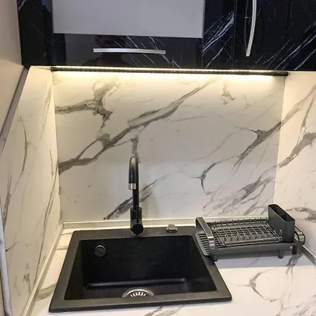 Cozy Riverside Pine E5 Apartament