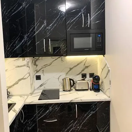 Cozy Riverside Pine E5 Μπόροβετς