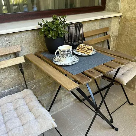 Διαμέρισμα Cozy Riverside Pine E5