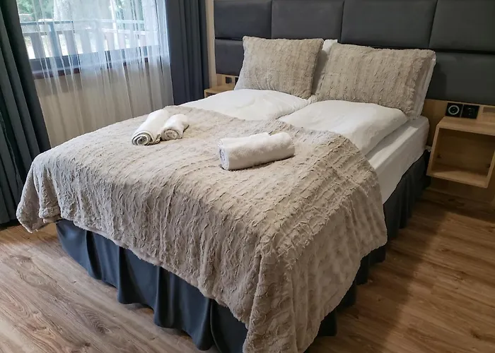 Apartament Cozy Riverside Pine E5